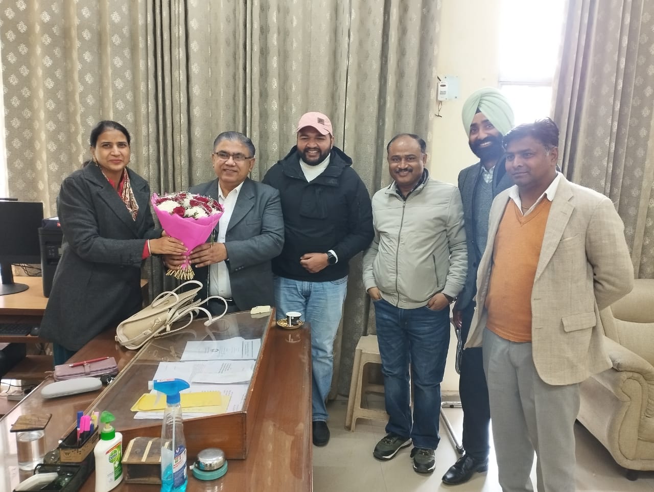 Dr. Satya Bir Singh takes charge as Dean of Faculty of Physical Sciences
